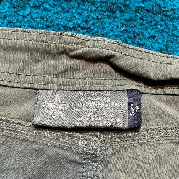 Boy Scout Olive Green Cargo Pants - Picture 4 of 5